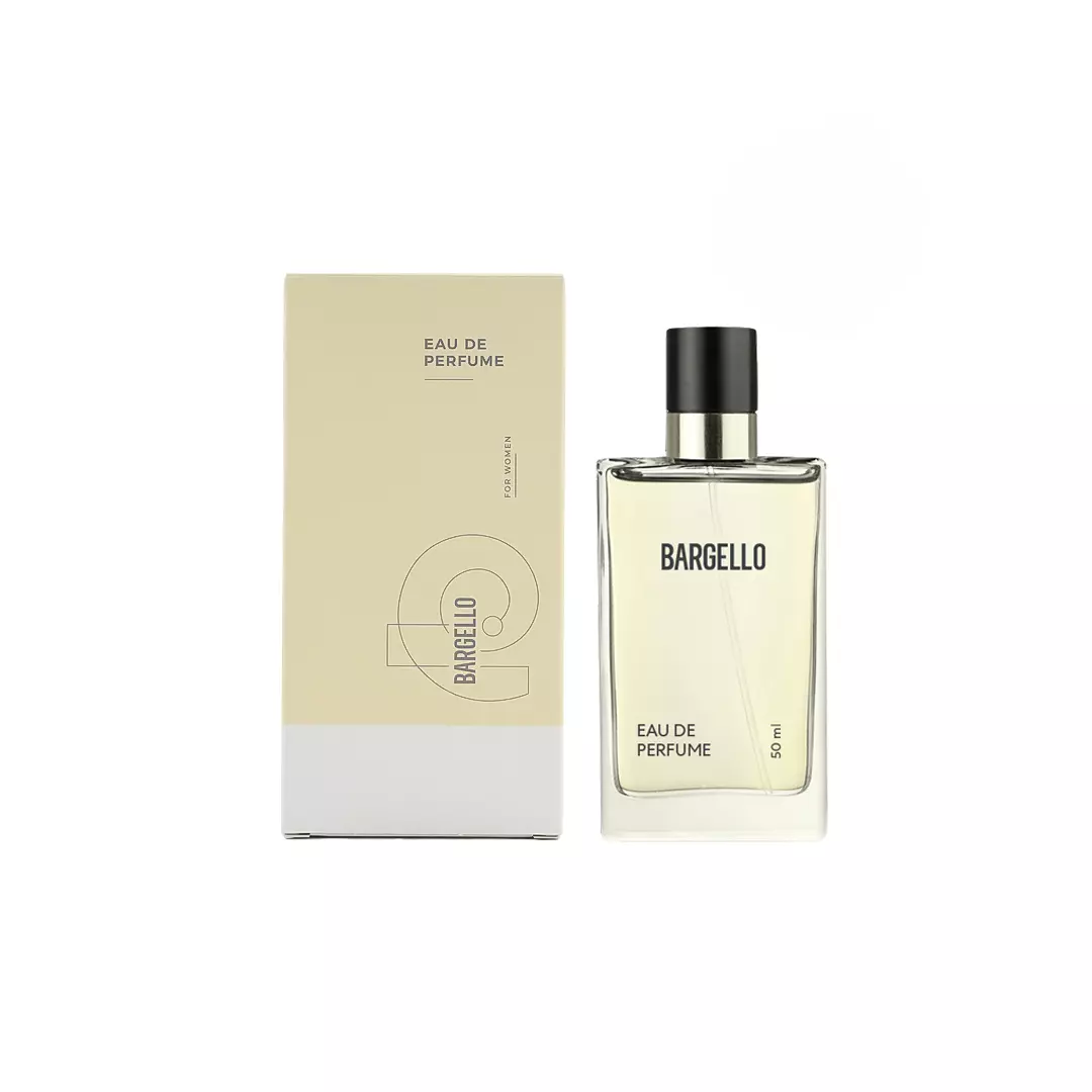 Floral and woody fragrance for women