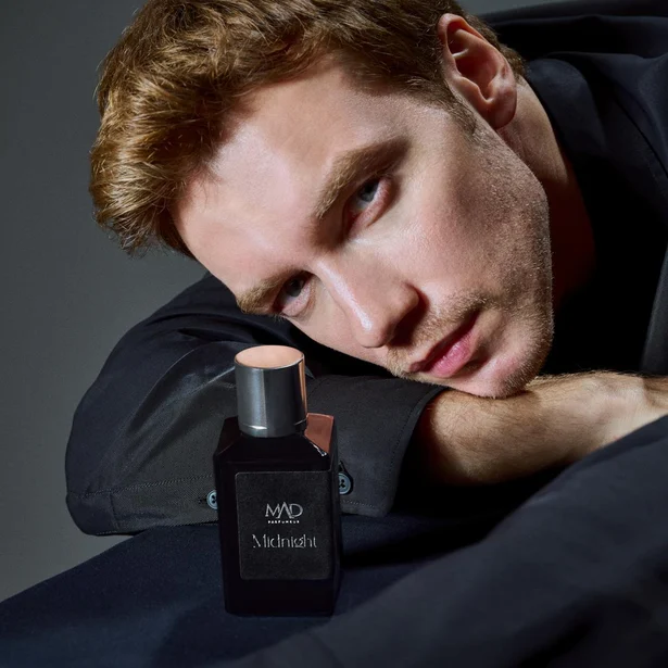 Long-lasting unisex perfume